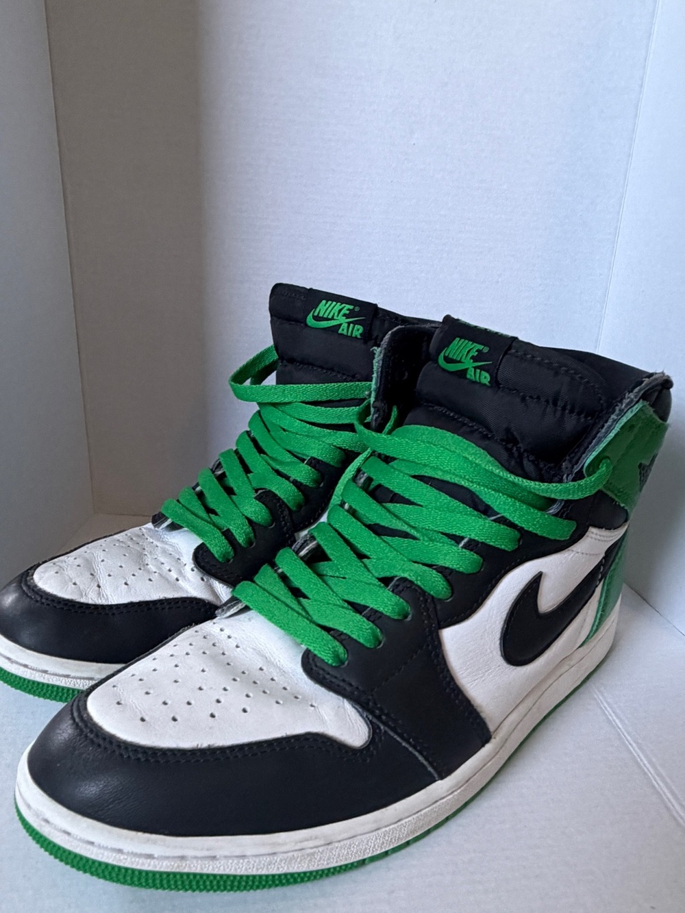 Nike Air Jordan 1 Retro High OG Pine Green 2.0 Black White Men’s Size 10